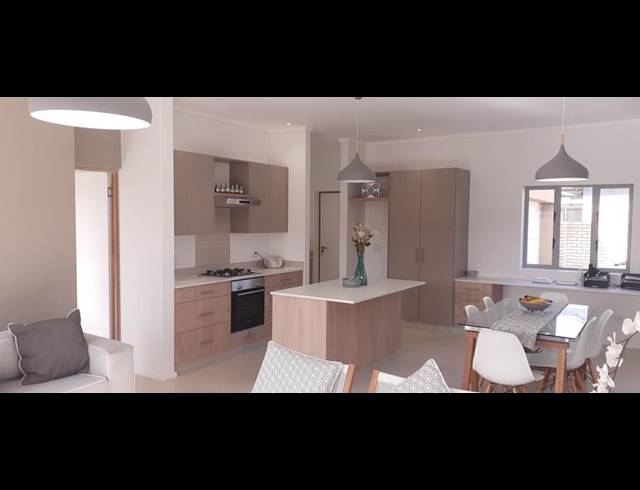 3 BEDROOM HOUSE FOR SALE IN HANSMOESKRAAL